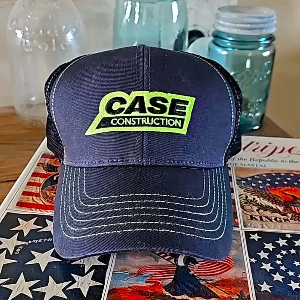 Case hat - Picture 1 of 2